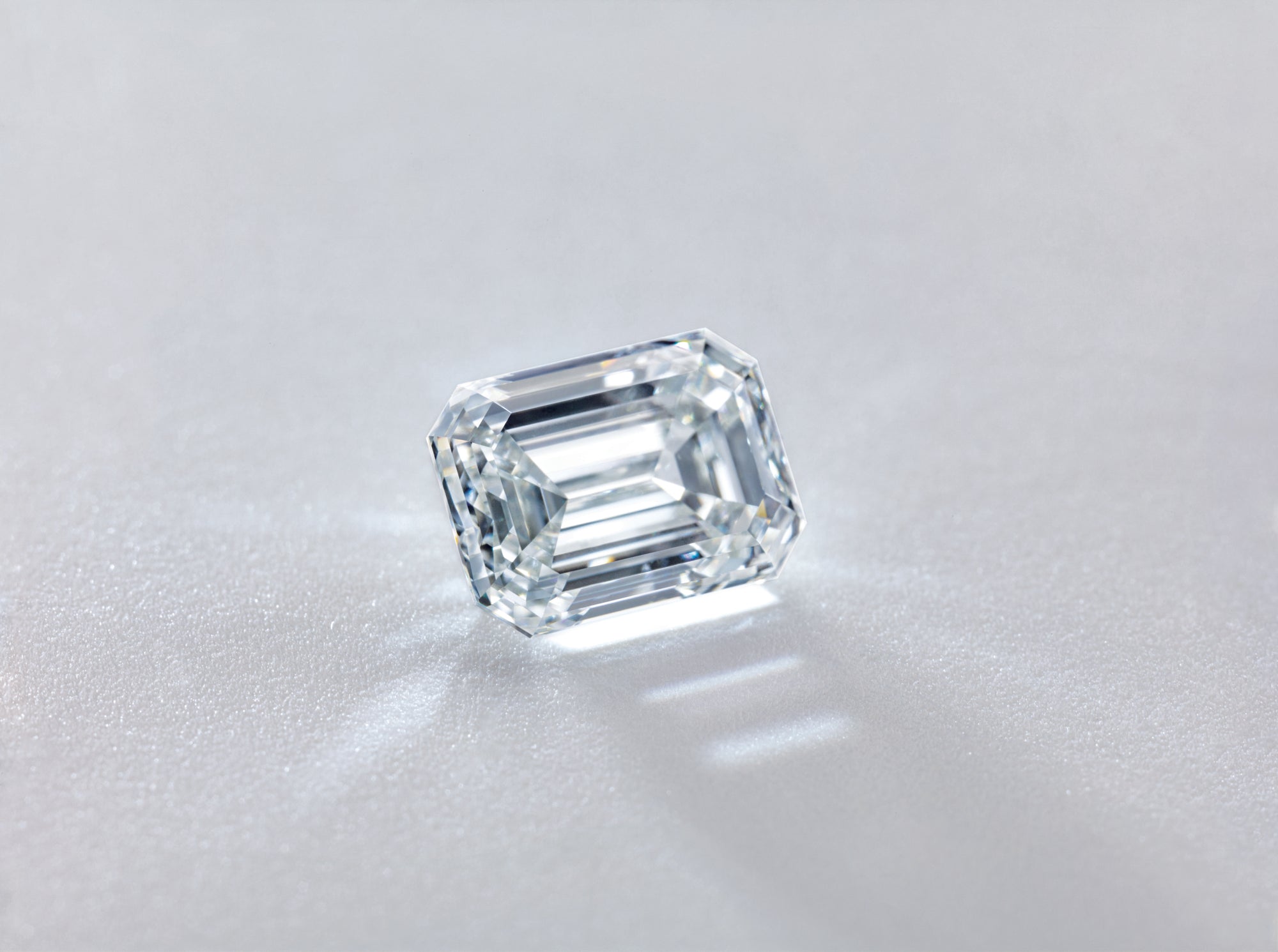 Lab Grown Diamonds vs Natural Diamonds